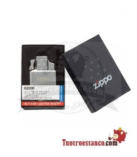 Zippo Zünde eine Flamme an